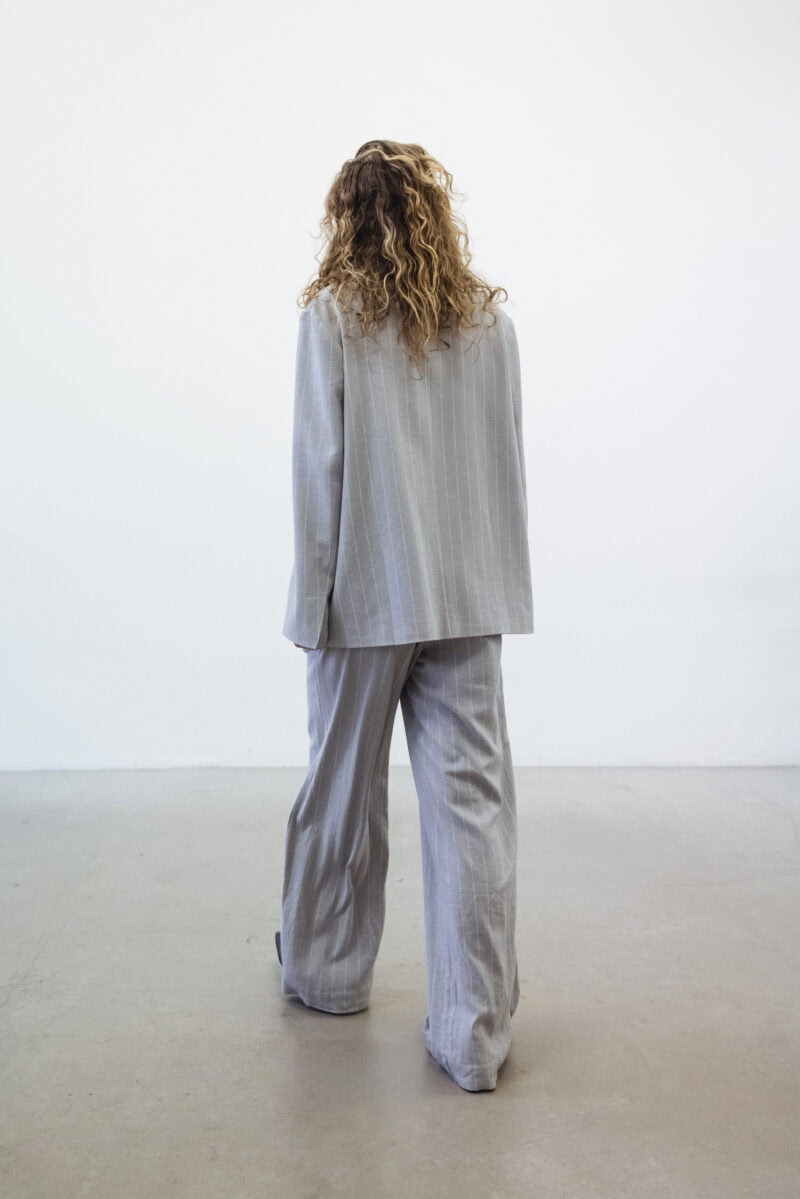 Drömmiga byxor i linne med ränder – Bild 4