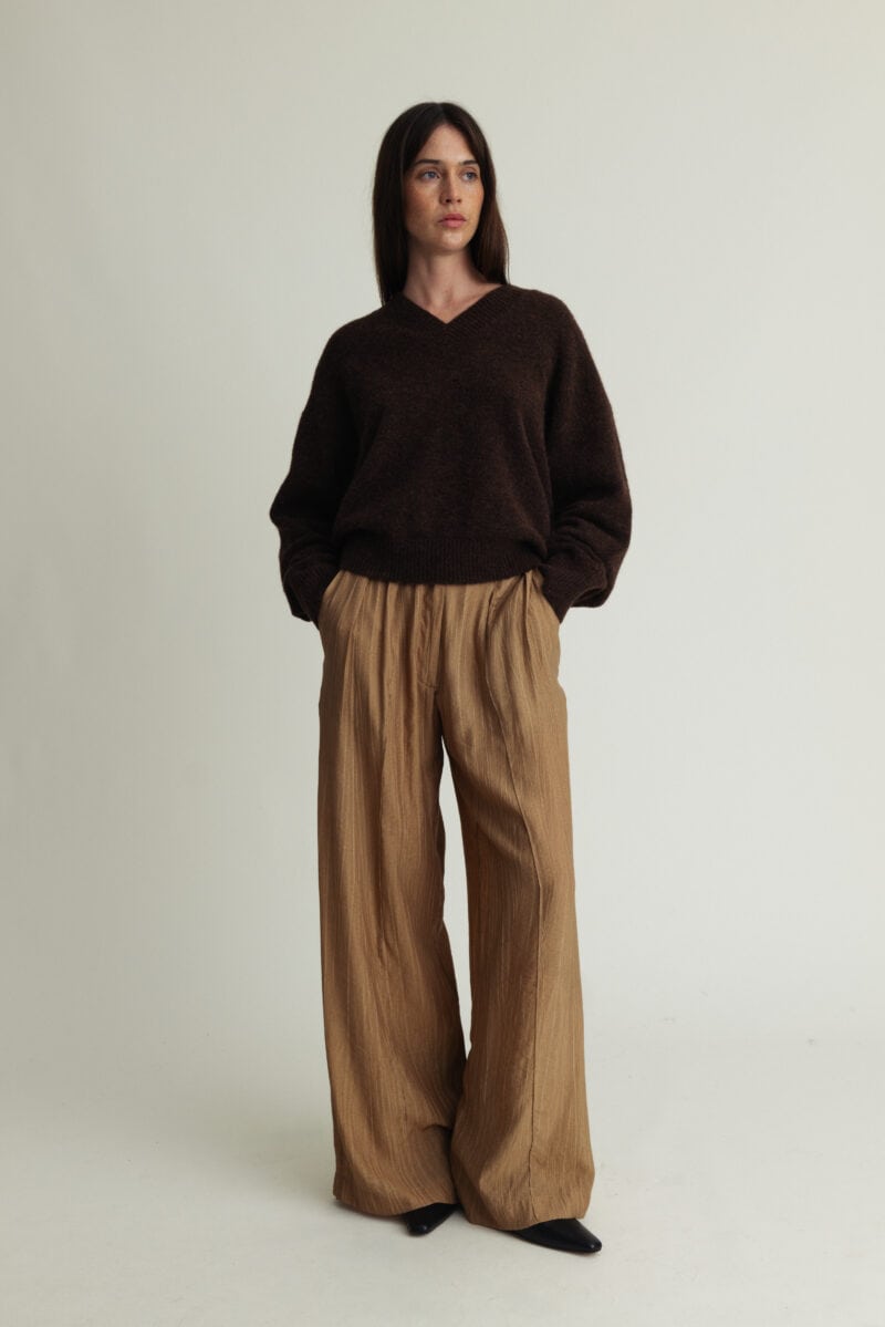 Daily V-Neck Chocolate Brown Melange - Image 1